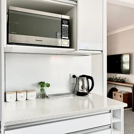 M&K Home With Central Air Condition, 4 Bedrooms, By Chartwell Shopping Centre Hamilton Exterior foto