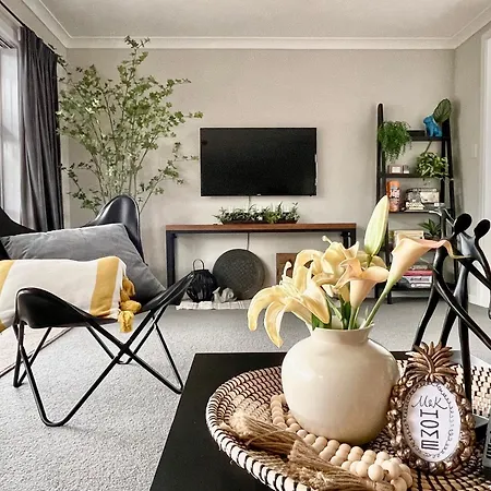 M&K Home With Central Air Condition, 4 Bedrooms, By Chartwell Shopping Centre Hamilton Exterior foto
